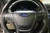 Thumbnail of 2019 White Platinum Clearcoat Metallic Ford Explorer