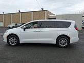 Thumbnail of 2023 Bright White Clearcoat Chrysler Pacifica