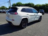Thumbnail of 2019 Pearl White Pearlcoat Jeep Cherokee