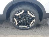Thumbnail of 2025 Glacial White Pearl Kia Telluride