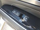 Thumbnail of 2022 Glacial White Pearl Kia Sorento