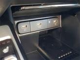 Thumbnail of 2022 Glacial White Pearl Kia Sorento