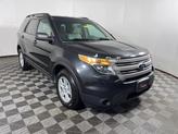 Photo of 2013 Tuxedo Black Metallic Ford Explorer