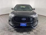 Thumbnail of 2022 Agate Black Metallic Ford Edge