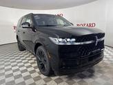 Photo of 2025 Infinite Black Metallic Clearcoat Lincoln Navigator