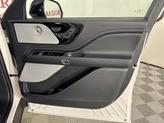 Thumbnail of 2025 Pristine White Metallic Tri-Coat Lincoln Aviator