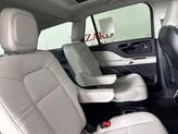 Thumbnail of 2025 Pristine White Metallic Tri-Coat Lincoln Aviator