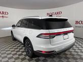 Thumbnail of 2025 Pristine White Metallic Tri-Coat Lincoln Aviator