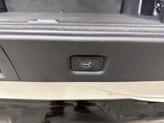 Thumbnail of 2025 Pristine White Metallic Tri-Coat Lincoln Navigator