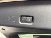 Thumbnail of 2025 Pristine White Metallic Tri-Coat Lincoln Navigator