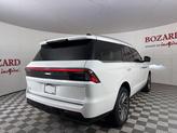 Thumbnail of 2025 Pristine White Metallic Tri-Coat Lincoln Navigator