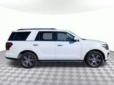 Thumbnail of 2023 Oxford White Ford Expedition