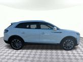 Thumbnail of 2022 Pristine White Metallic Tri-Coat Lincoln Nautilus
