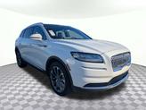 Photo of 2022 Pristine White Metallic Tri-Coat Lincoln Nautilus