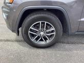 Thumbnail of 2018 Granite Crystal Clearcoat Metallic Jeep Grand Cherokee