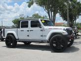 Thumbnail of 2022 Bright White Clearcoat Jeep Gladiator