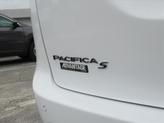 Thumbnail of 2025 Bright White Clearcoat Chrysler Pacifica