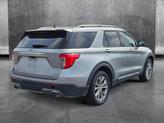 Thumbnail of 2023 Iconic Silver Metallic Ford Explorer