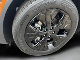 Thumbnail of 2025 Glacial White Pearl Kia Sportage