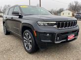 Thumbnail of 2023 Diamond Black Crystal Pearlcoat Jeep Grand Cherokee L