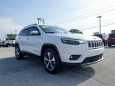 Thumbnail of 2020 Bright White Clearcoat Jeep Cherokee
