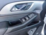 Thumbnail of 2019 Silver Ice Metallic Chevrolet Traverse