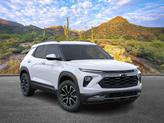 Thumbnail of 2026 Iridescent Pearl Tricoat Chevrolet Trailblazer
