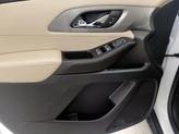 Thumbnail of 2023 White Chevrolet Traverse