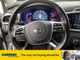 Thumbnail of 2019 White Kia Sorento