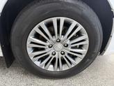 Thumbnail of 2014 White Chrysler Town & Country