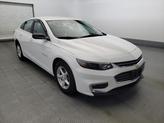 Thumbnail of 2018 Summit White Chevrolet Malibu