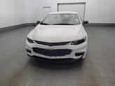 Thumbnail of 2018 Summit White Chevrolet Malibu