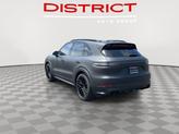 Thumbnail of 2021 Quartzite Grey Metallic Porsche Cayenne