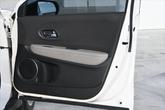 Thumbnail of 2020 Platinum White Pearl Honda HR-V