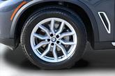 Thumbnail of 2022 Arctic Grey Metallic BMW X5