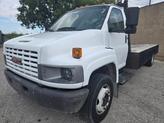 Thumbnail of 2005 Olympic White GMC Jimmy