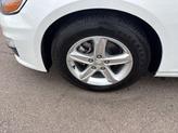 Thumbnail of 2021 Summit White Chevrolet Malibu