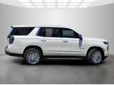 Thumbnail of 2025 Iridescent Pearl Tricoat Chevrolet Tahoe