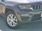 Thumbnail of 2022 Baltic Gray Metallic Clearcoat Jeep Grand Cherokee