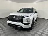 Photo of 2025 White Diamond Mitsubishi Outlander PHEV