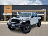 Photo of 2025 Bright White Clearcoat Jeep Gladiator