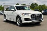 Photo of 2022 White Audi Q7
