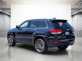 Thumbnail of 2021 Diamond Black Crystal Pearlcoat Jeep Grand Cherokee
