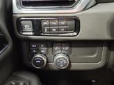 Thumbnail of 2025 Onyx Black GMC Yukon