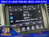 Thumbnail of 2017 Bright White Clearcoat Jeep Cherokee