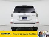 Thumbnail of 2016 White Lexus GX 460