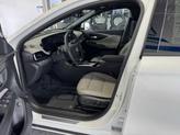 Thumbnail of 2025 White Frost Tri-Coat Buick Envista