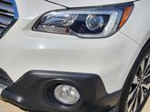 Thumbnail of 2017 Crystal White Pearl Subaru Outback