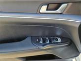 Thumbnail of 2025 Snow White Pearl Kia K5