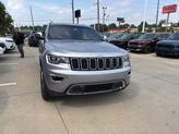 Thumbnail of 2019 Billet Silver Metallic Clearcoat Jeep Grand Cherokee